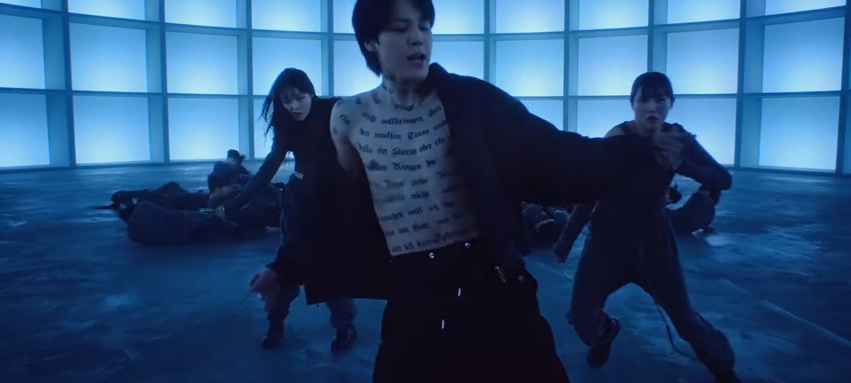 jess_03mt's tweet photo. Traiganme una presión, que se me bajó la coca 🥴🥴🥴
#SetMeFreePt2 #Jimin_FACE https://t.co/QMONchwpp2