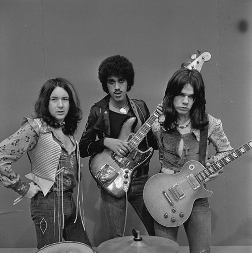 EricRose23654's tweet photo. Happy St Patrick’s Day to all the Rockers! Here are some Irish ☘️ rock bands for St Patrick’s Day! #thinlizzy #rorygallagher #horslips #thecranberries #irishrockbands #irishrock #stpatricksday #rockmusic #rocker https://t.co/wNupDqw0ZR