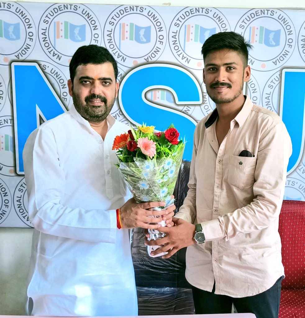 VTripathiINC's tweet photo. NSUI के जांबाज छात्र नेता प्रिय अनुज भव्य सक्सेना को जन्मदिन की हार्दिक शुभकामनाएं।
#VTripathiINC https://t.co/gRxuAE6du1