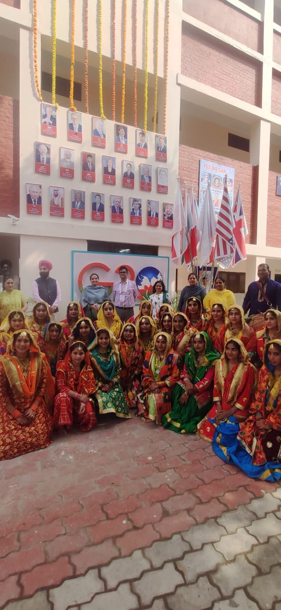 sanjayjavin's tweet photo. visited the govt girls senior secondary smart school mall road,amritsar.the girls wowed us with a G20 song in gidha style.the leaders smiled at us from their high perch.takeaway-school leadership makes all  the difference.#happymemories  @EduMinOfIndia https://t.co/3sjHmBCaW1