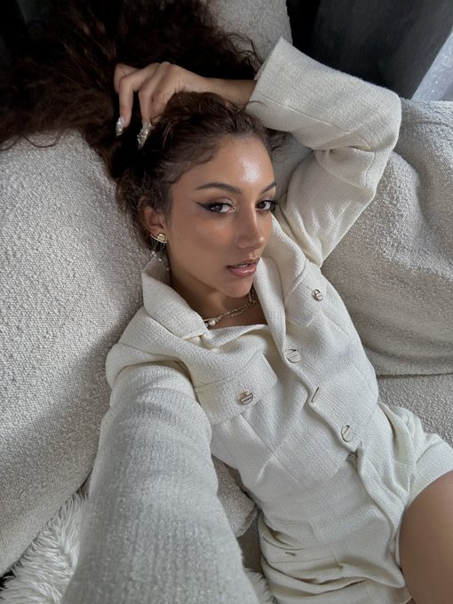 TW Pornstars - Jasminx . The latest pictures and videos from Twitter for all time