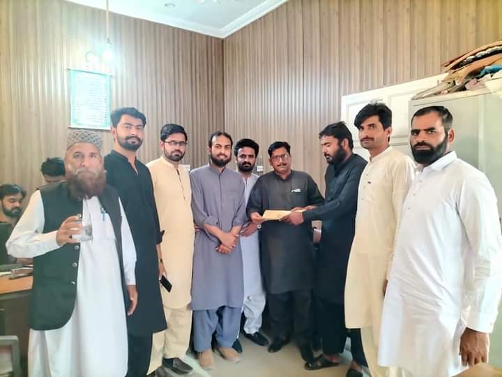 MrWaqasSaeed1's tweet photo. مرکزی جمعیت اہلحدیث پاکستان کے حمایت یافتہ امیدوار
چوہدری سلیم احمد سندھو
امیدوار برائے صوبائی اسمبلی
حلقہ pp241ہارون آباد
اپنے کاغذات نامزدگی جمع کرواتےہوئے
جبکہ ساتھ
جناب طلحہ ثناءاللہ مجاہد صاحب
اور علاقہ کی سیاسی شخصیات
تشریف فرماہیں
#PP241 https://t.co/7olaInJ4xr