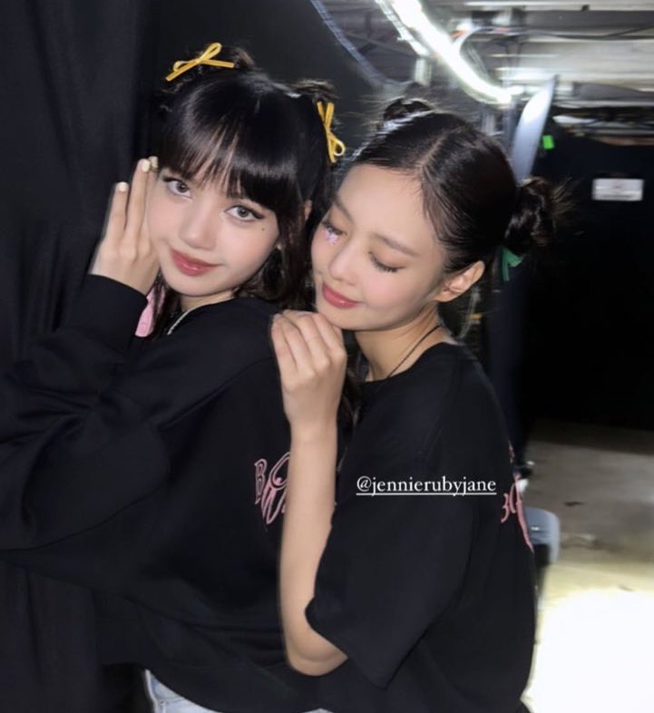 Jenlisa venom tweet media