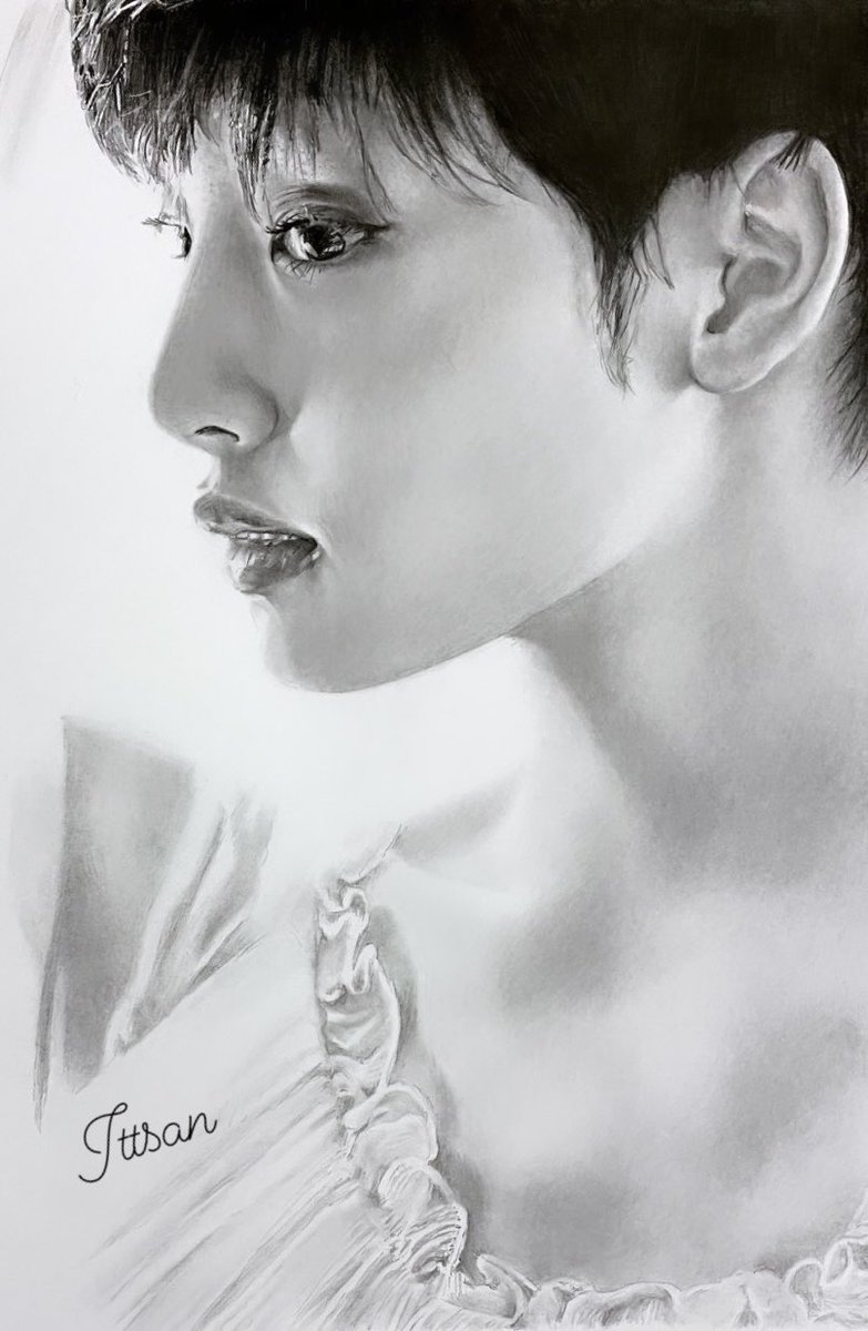 ittsan2's tweet photo. 過去の作品✨
剛力彩芽さんを中心に美人画を描いております✍🏻 https://t.co/tumifubaB0
