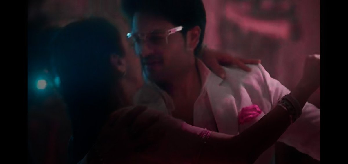ParchedSelene's tweet photo. ....ke phir,ye hasin raat ho na ho....💔

The love story i loved the most...no more to me..🤧
#Anupamaa #MaAn https://t.co/agJQhvurol