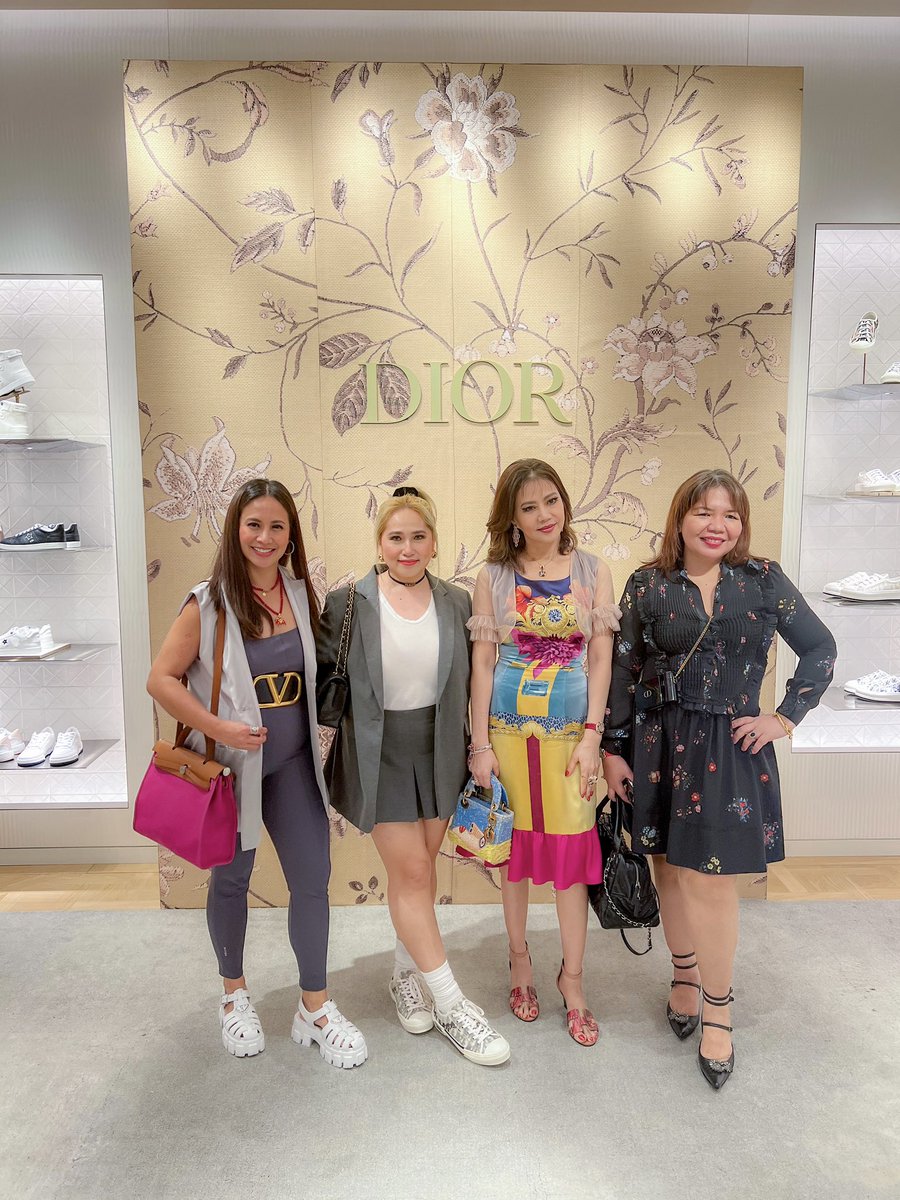jennysibulo's tweet photo. At the Exclusive Launching event of @Dior Spring-Summer 2023 Collection. #Dior #JennyKingStyle #fashion #style #fashionblogger #Fashionista #fashionblogger #fashionstyle #fashionstylist #fashionevent https://t.co/Lzj1F9109H