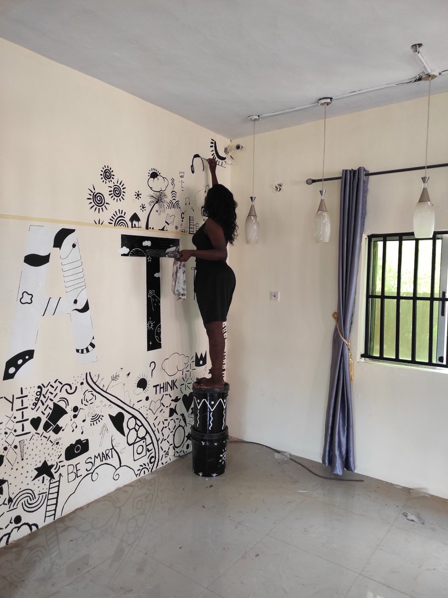 TifeChris's tweet photo. Hello, I’m Tife and I paint 💐
Kindly help support by retweeting what     i do💐✨ https://t.co/M8AUfJ8uBV