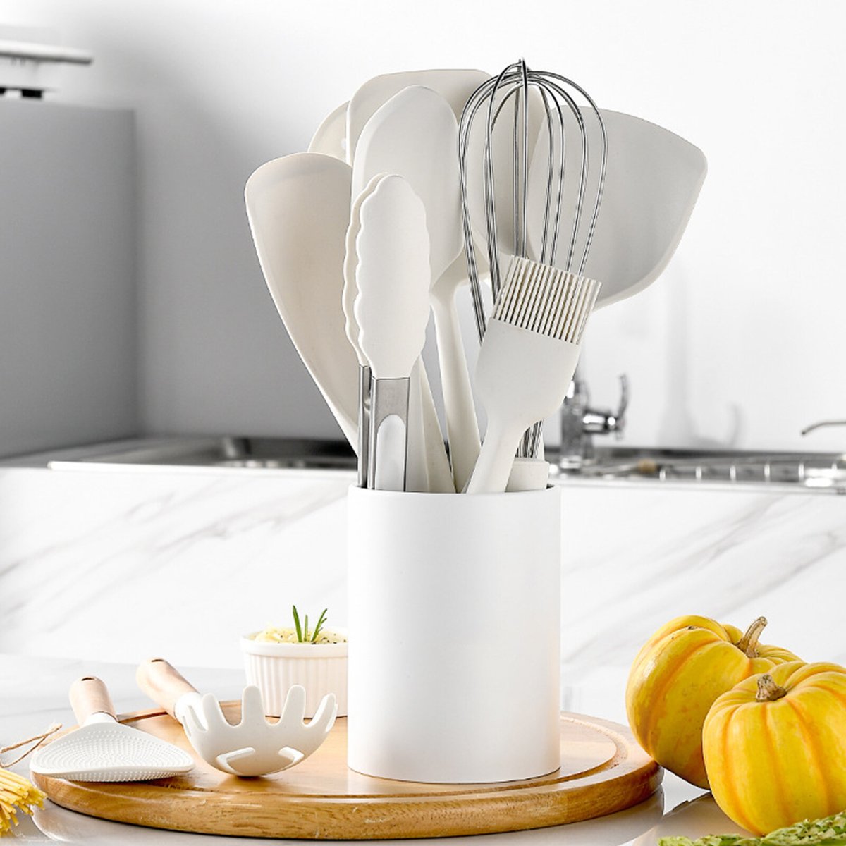 aesthetic_nook's tweet photo. In case you missed it! ✨
Our trending products this week 🥳

✅ Non-stick Casserole - https://t.co/HGf48idwmA
✅ Cooking Utensils Set - https://t.co/efAYukPMi6
✅ Cookware Set - https://t.co/IClw7w3kHl
✅ Mini Stove - https://t.co/Tguzb7YpA4

📸 ctto
#homeandliving https://t.co/ekaTtJoryu