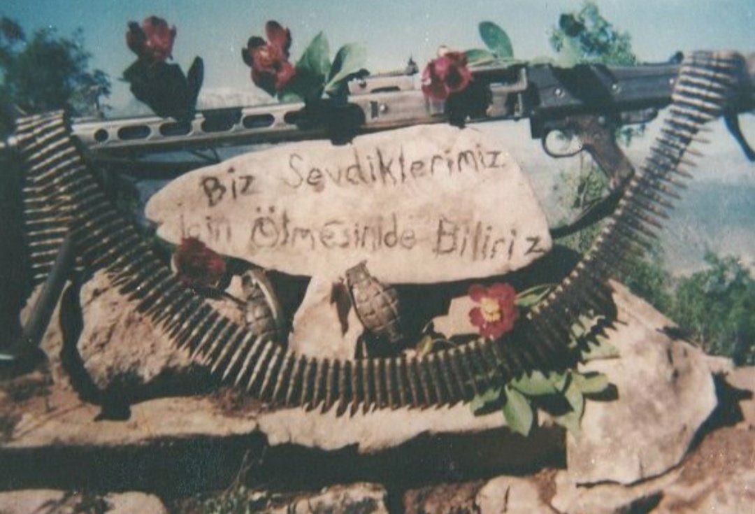 noker046's tweet photo. Bizde çok seviyoruz... https://t.co/AlcpR6Skvt