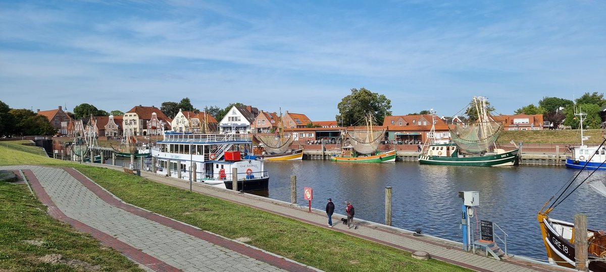 NordITiNet's tweet photo. Was wären #Ostfriesland und andere Gegenden am Wattenmeer ohne #Fischkutter? Darauf läuft doch die neue EU Richtlinie hinaus! https://t.co/RbSxAOLgUj https://t.co/srhWu0jG1o