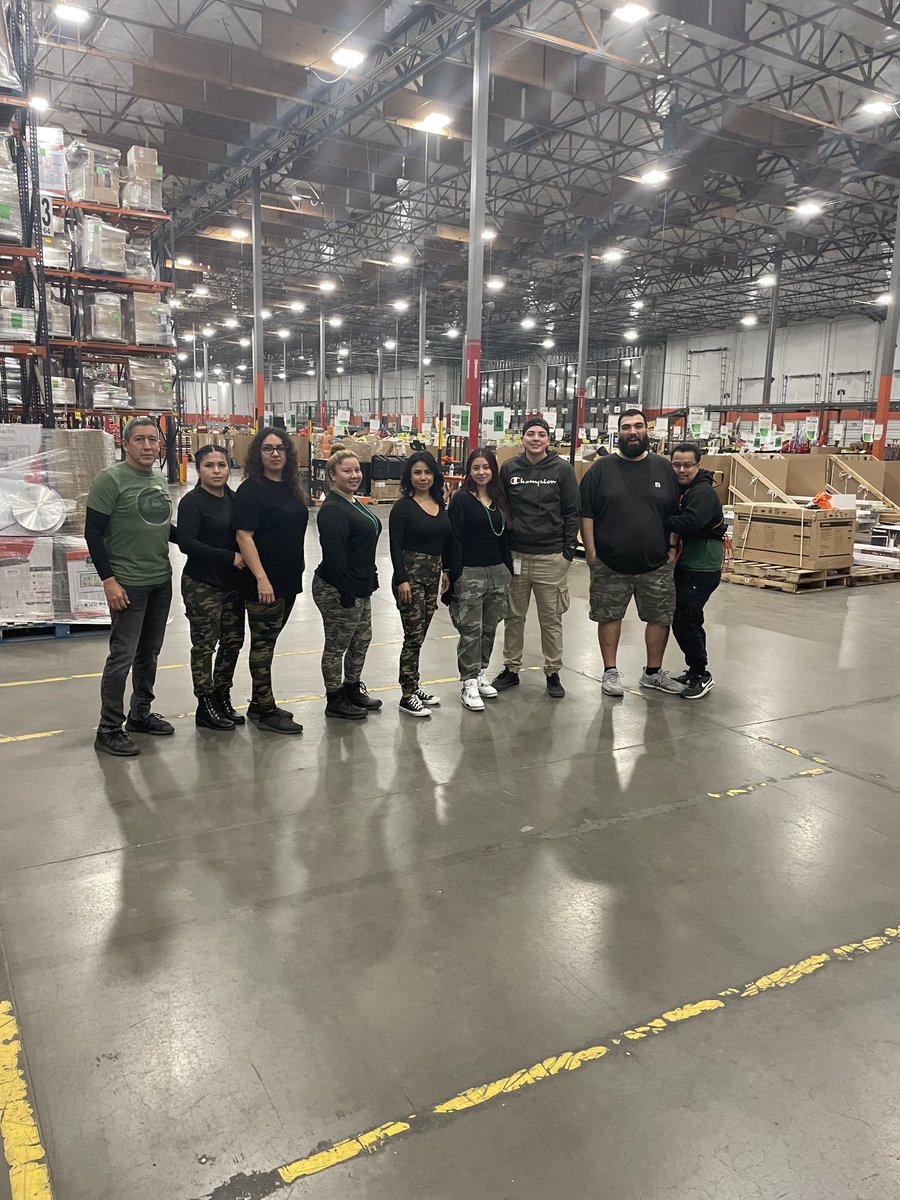 ⁦<a href="/KC_8617/">Kelly Clark</a>⁩ ⁦<a href="/StephFerrellTHD/">Stephanie Ferrell</a>⁩ ⁦<a href="/TCampHD/">Troy Campbell</a>⁩ ⁦<a href="/AlynBowman/">Alyn Bowman</a>⁩ Happy Saint Patrick Day from Bulk Sort Team, great job on always participating and having fun at work💯👏🏼👏🏼👏🏼😊