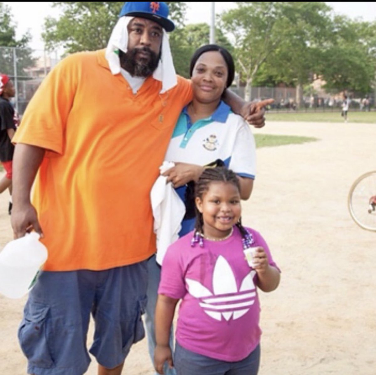 BernadettePric9's tweet photo. HAPPY HEAVENLY BIRTHDAY @SeanPrice  We Love You &amp; Miss You 👑💜🕊️✨♓️🤲🫡😘 https://t.co/NXhGtObRgn