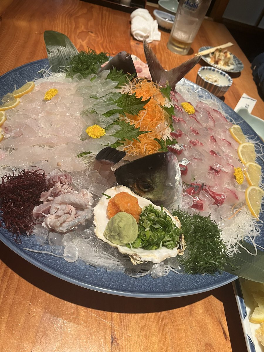 enmajagi's tweet photo. 昨日の食事
カワハギ、関アジの活き造りめっちゃ美味しかったぁ🤤♡♡♡ https://t.co/DUGhP67ujU