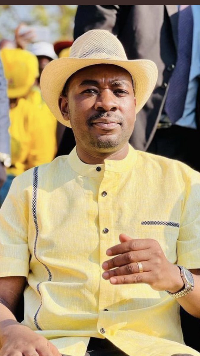 Nelson Chamisa  has proved to be bigger than Jonathan Moyo, Trevor Ncube, Alinaka, George Charamba, Nick Mangwana, Chapman,  kMutisi, Ceasar zwayi, the list is endless. These unfocused adults criticize Nelson Chamisa but he has remained silent &amp; FOCUSED. He is Leadership retweet