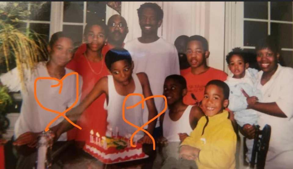 RickeySmiley's tweet photo. We had great times!! Brandon and Ron will be missed!! https://t.co/lJl4Ju4JPa