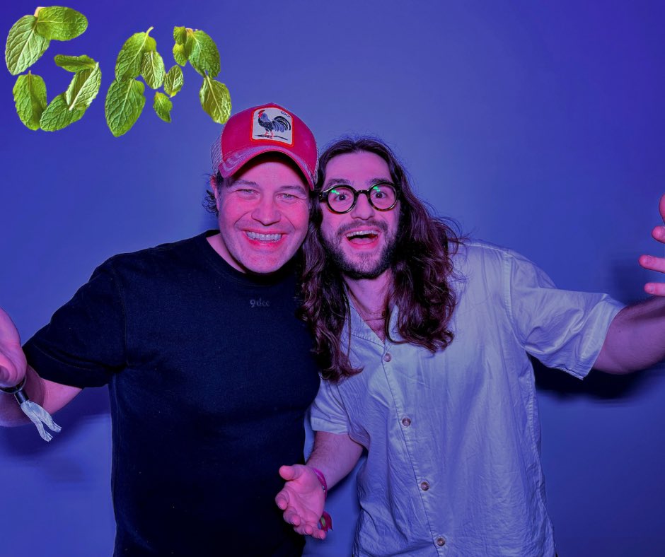 warrenhimself 🎟💚 tweet media