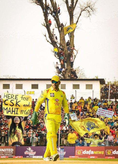 thrill_fun's tweet photo. The man. The legacy. MS Dhoni ❤️‍🔥❤️‍🔥
@msdhoni
 | #IPL2023 #MSDhoni𓃵 #thril_fun #CSK https://t.co/wmTZNQulSF