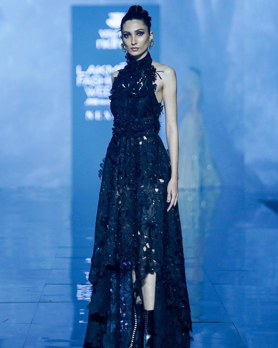 fdciofficial's tweet photo. Presenting Itrh, Varun Nidhika, Tanieya Khanuja at Lakmé Fashion Week in partnership with FDCI.
#Itrh #VarunNidhika @tanieyakhanuja
@LakmeFashionWk @ILoveLakme @R1SEWorldwide
#FDCI #LFWxFDCI https://t.co/G0EkMiyc9I