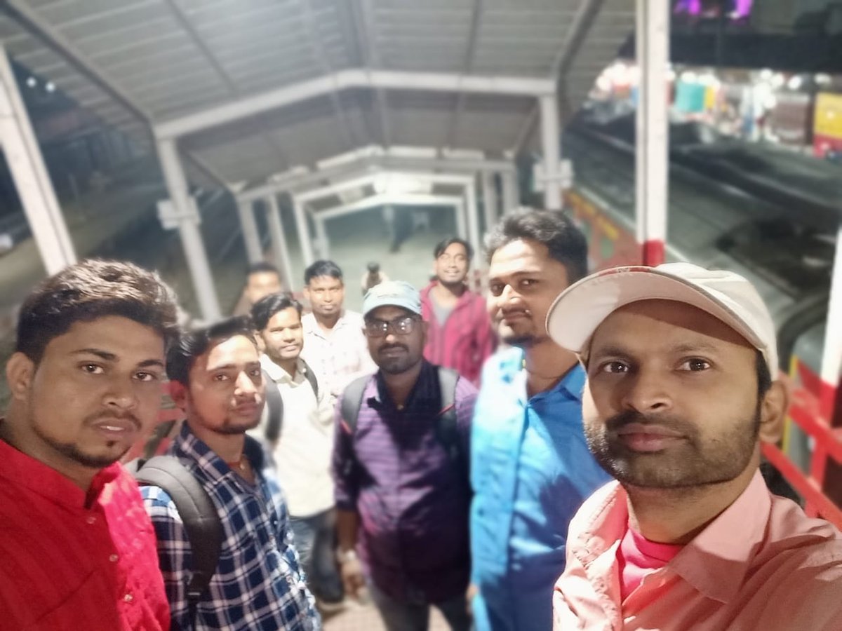 GovindK81161834's tweet image. 🔥याचना नहीं अब रण होगा,🔥
🔥जीवन जय या की मरण होगा।।🔥
#17_मार्च_को_पटना_चले 🔥
#Release_Primary_Notification
@NitishKumar 
@yadavtejashwi 
@ProfShekharRJD
@DipakKrIAS
@INCBihar
@Sandeep_Saurav_
@BJP4Bihar
@pushpampc13
@Pk_youthbrigade
@AAPBihar
@BiharEducation_
@RajnishJhakumar