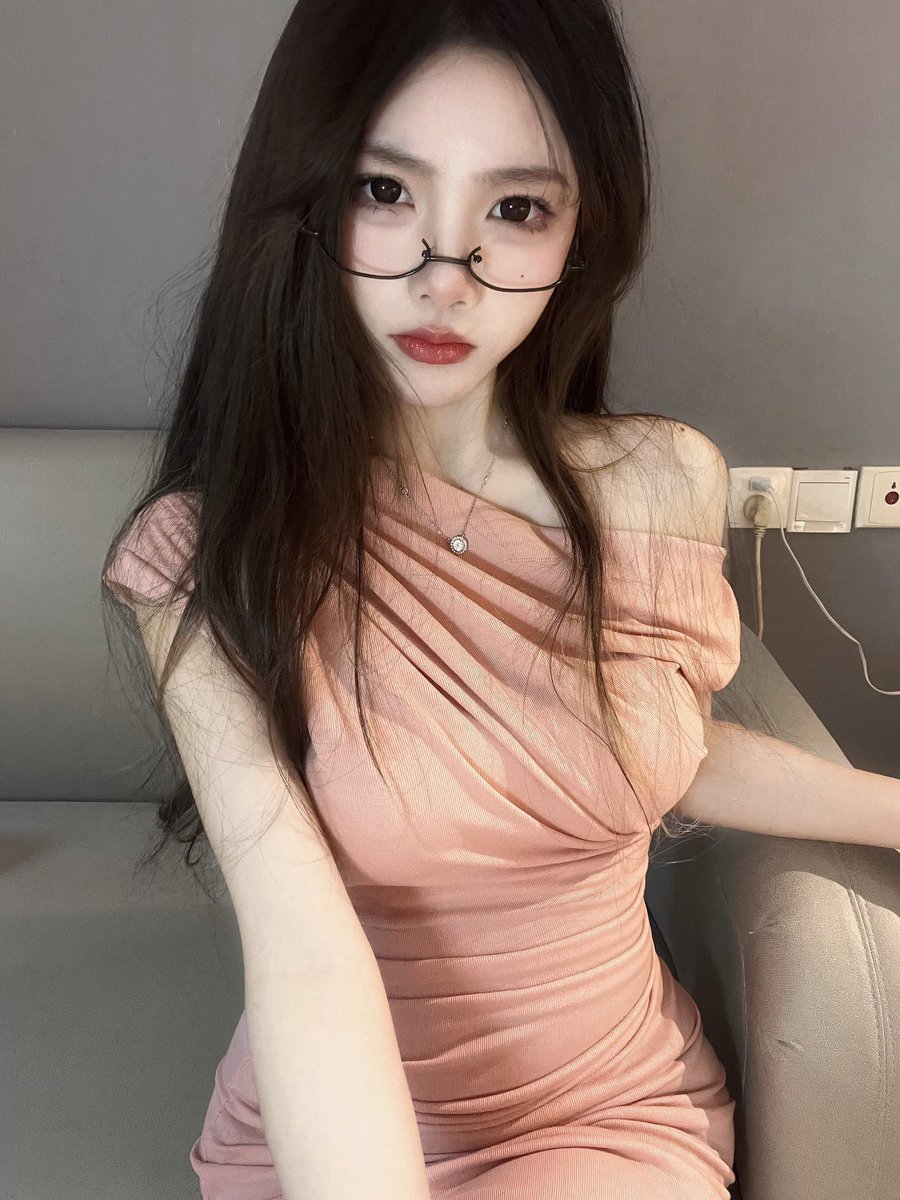 老师的话也不听了嘛？ https://t.co/bFeTNmUJwP