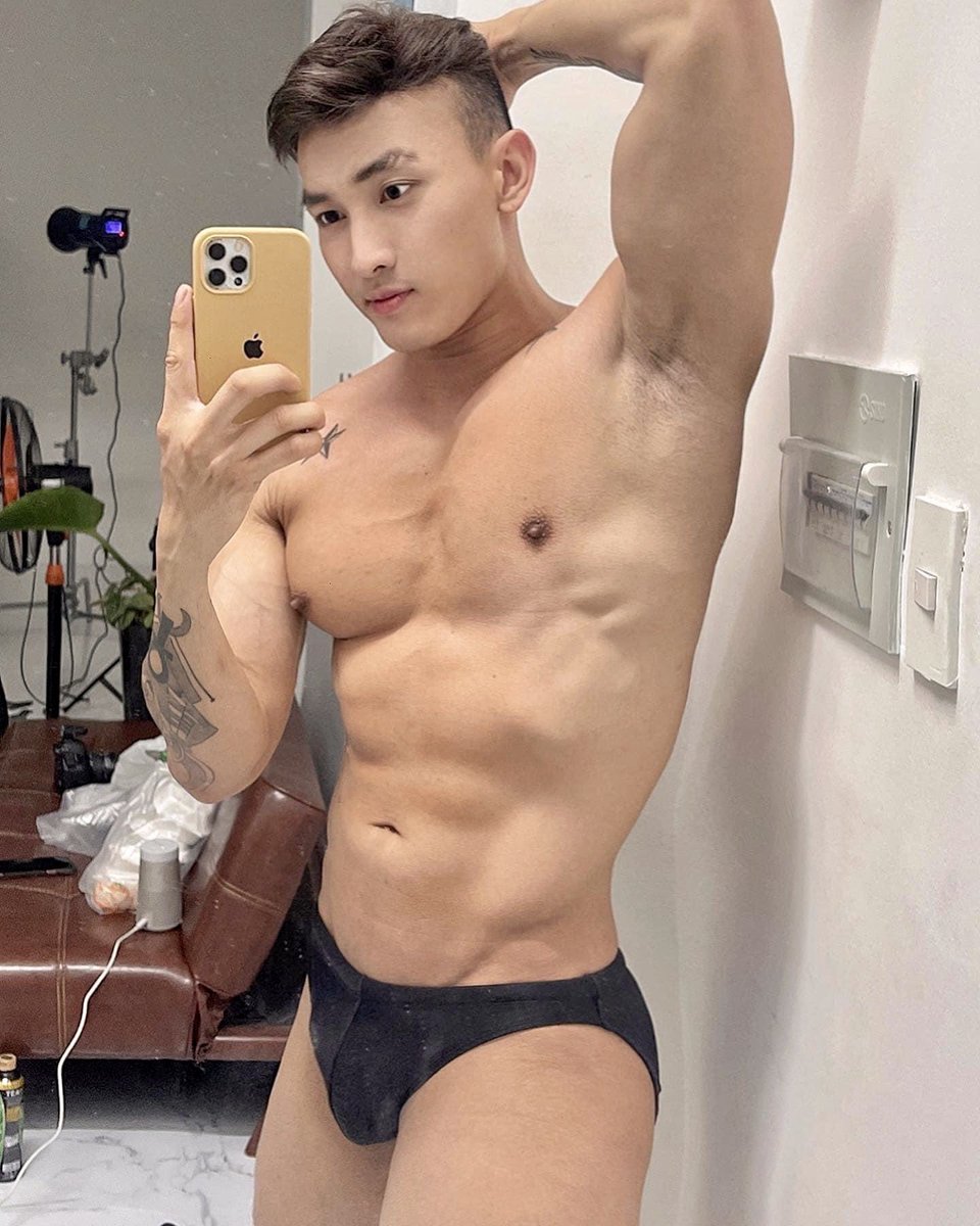 FrZrdLVaAAA93aP?format=jpg&name=medium