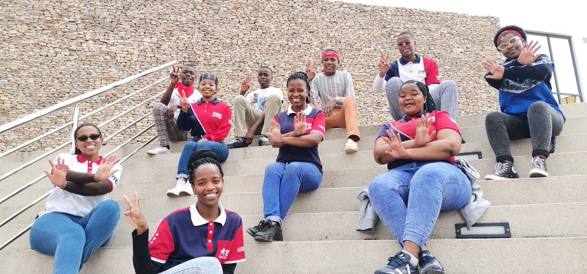 PXolelwa's tweet photo. They accepted me for who I was. Loved me irrespective of the terrible things I've done in the past.... These are the bunch of hypists,,, my fam forever. #YPGISEVERYWHERE https://t.co/jtOFoQ3fjF