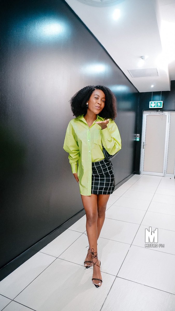 METROFMSA's tweet photo. We’re waking up with actress, tv presenter &amp; voice-over artist @callherthato ✨
#WakeUpOnMETROFM https://t.co/mKYDpXImzh