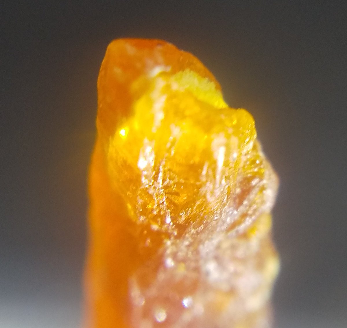 ozRsBzHI01xdkJT's tweet photo. 藍晶石 タンザニア
Kyanite カイヤナイト
Al2SiO5
①表 ②裏 ③拡大 ④動画 https://t.co/Szq6ZS2qaF