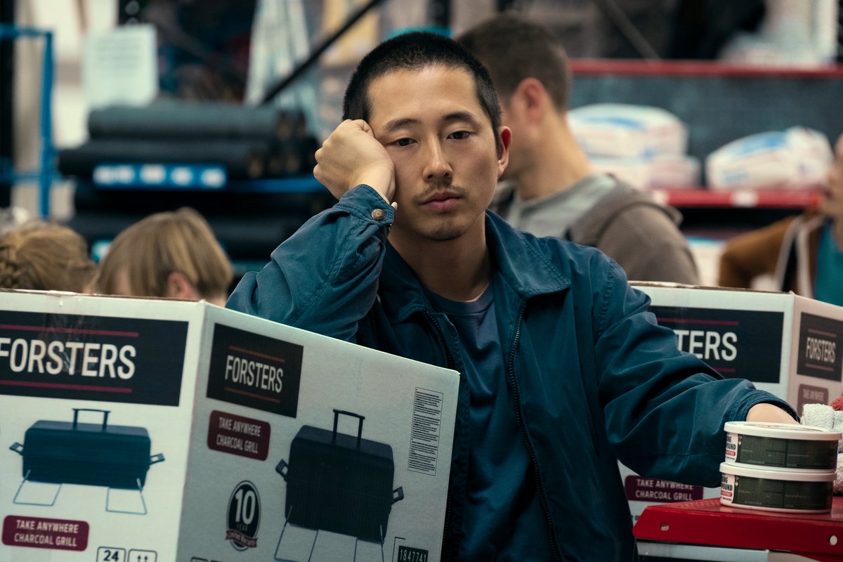 stevenyeun_com's tweet photo. Video: "BEEF" Official Trailer https://t.co/ti4l9kzIjQ #StevenYeun #BEEF https://t.co/omcvxvQDQN