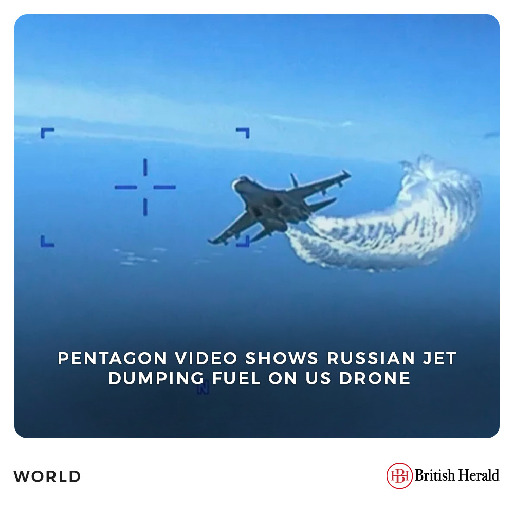 BritishHeraldUK's tweet photo. Pentagon video shows Russian jet dumping fuel on US drone.
#Twitter #Trending #news #Russian #USDrone #russianjet #world #PENTAGON
https://t.co/GIo8HNbEG5 https://t.co/igybcDVRZj