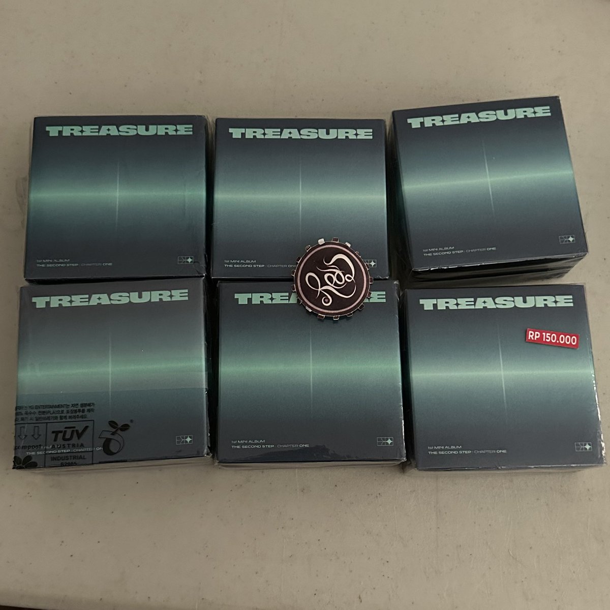 RedKpop's tweet photo. Treasure Jikjin TSS1 Unsealed Kihno ONLY

150.000
Avail: Junkyu/Junghwan/Jaehyuk

WA 087822935629
COD ICE BSD Day 1/2

#TREASURE #TREASURE_HELLO_ASIA_TOUR #TREASURE_HELLOinJKT #WelcomeTREASUREtoINDONESIA #TreasureHelloJKT #TREASUREINJAKARTA wts wtb tiket treasure underprice album https://t.co/cRbT1Tkvzg