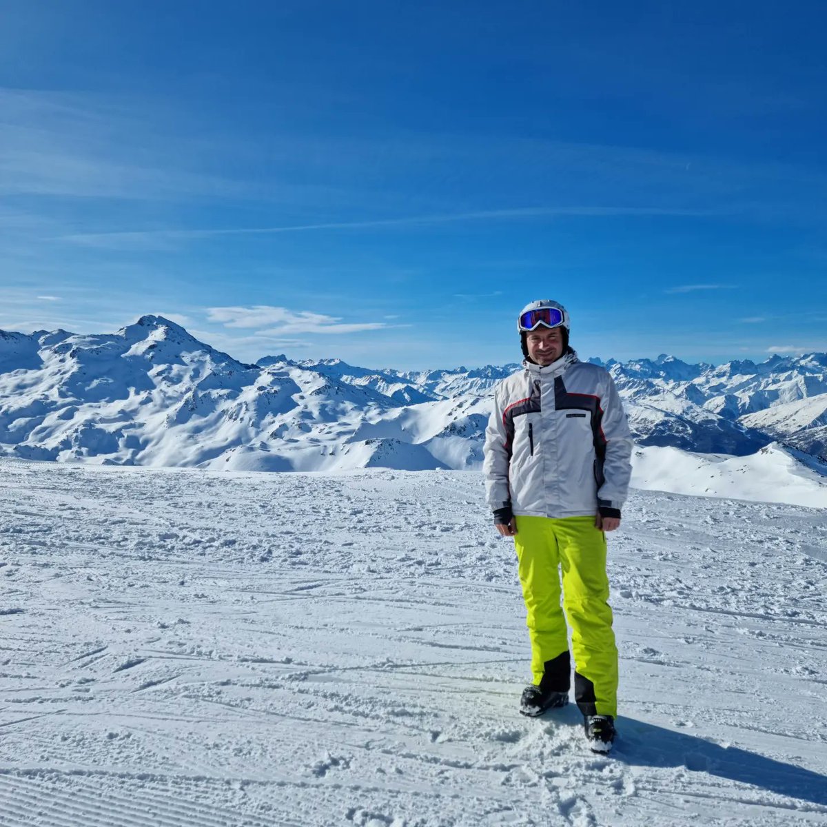 3Vallees_france's tweet photo. Thanks to our #3Vaddicts for today's #PhotosdeFans
📷 @miroslavi79 
📷 @GiuiliLazarte 
📷 @GhislainG51  
#Les3Vallees #InfiniteMountainExperiences https://t.co/eKzl74STMg