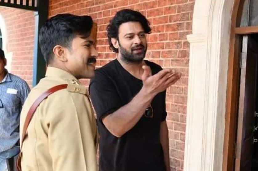 ivdsai's tweet photo. Throwback memories... #Prabhas with #RamCharan on the sets of #RRRMovie 
#1YearOfHistoricalRRR https://t.co/aa4pMI5XRU