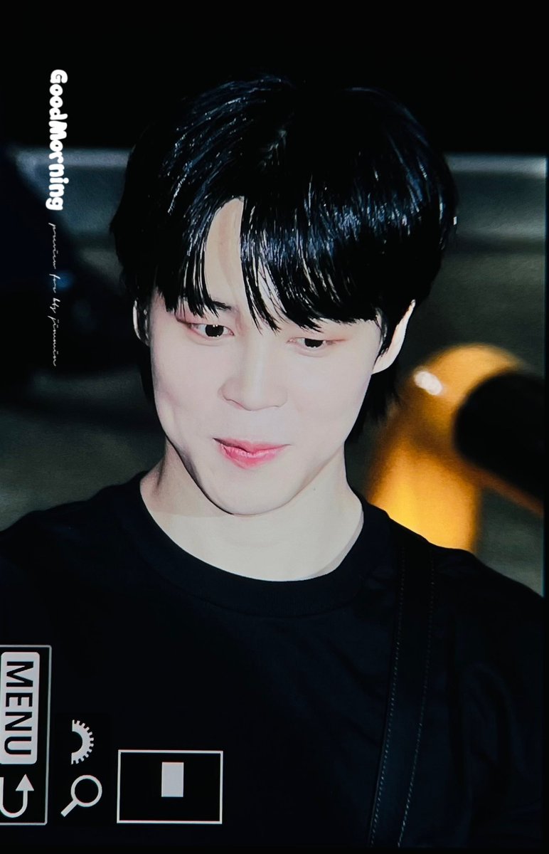 230324 뮤뱅 퇴근
🖤🤍
#JIMIN #지민 #방탄소년단 #BTS <a href="/BTS_twt/">방탄소년단</a>