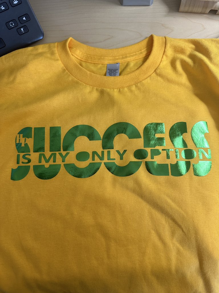 RiddickRobbin's tweet photo. New shirt Alert 🚨. Thank you @HillpointHusky PBIS for my new shirt today! “Success is my only Option!” #sucess #onlyoption #MsRobbinsNest https://t.co/rTniksnyd0
