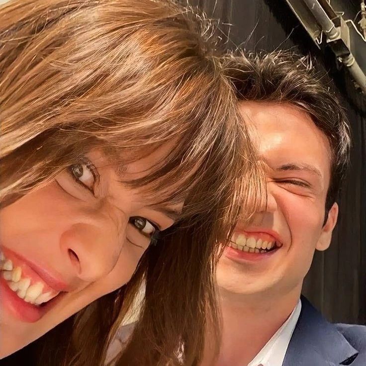 ecemcalhan_ir's tweet photo. Nasıl başladıysa öyle devam ediyor🥹 💚
@ecmcalhan
#ecemcalhan
#ahmethaktanzavlak
#hakcem https://t.co/zhWhMkDHu7