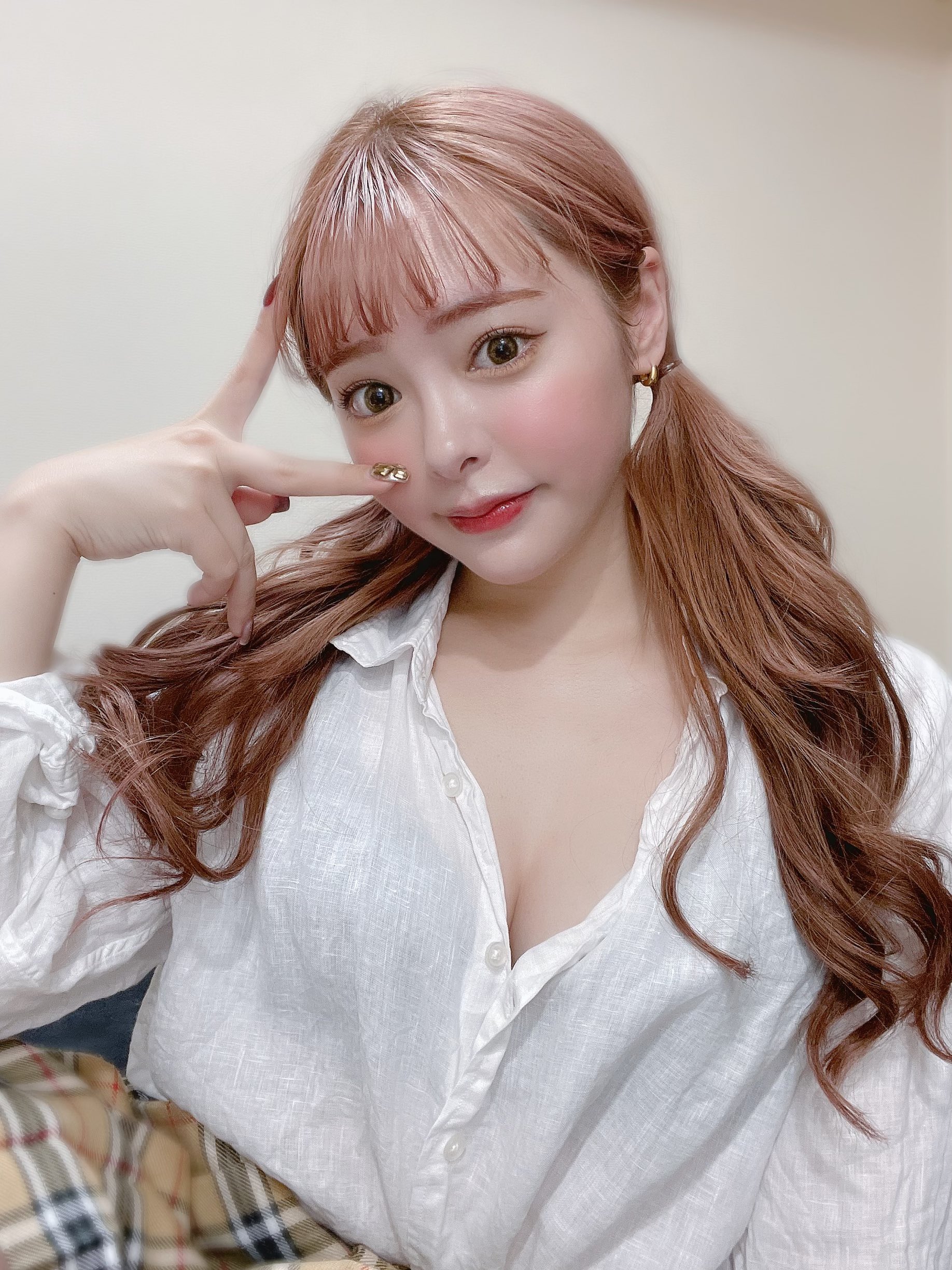 小倉由奈  / X