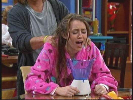 BuzzFeed's tweet photo. Hannah Montana was released on this day 17 years ago! 🤯 Feel old yet? Which episode was your favorite? https://t.co/nC6IJPmOW2
