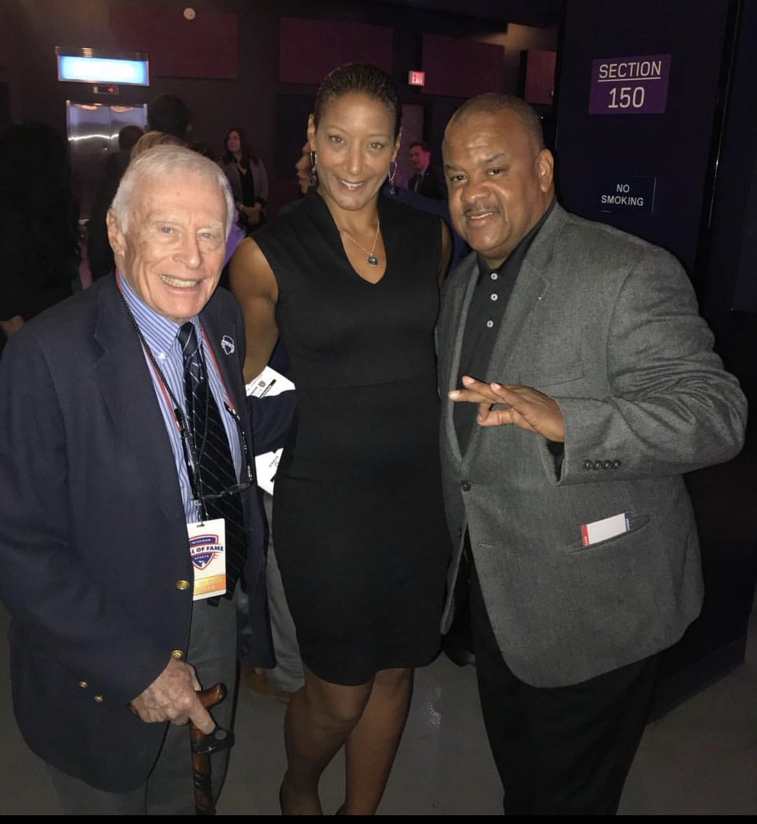 risapr1's tweet photo. Loved this man SO much. ❤️ I told him so every time I saw him, which seemed to make him uncomfortably embarrassed and bashful. I didnt stop, though. 😊 He needed to know how much he was loved & respected. A beautiful man with a beautiful heart...
#JerryGreen https://t.co/DFtAYft1w1