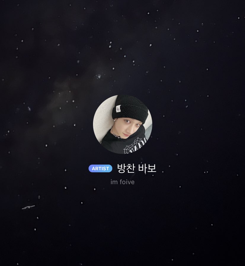 dopamine_hhj's tweet photo. Bangchan status on bubble
“I’m foive” 
Iconic. 
 #StrayKids5thAnniversary
#StrayKids https://t.co/ek7F494bk0