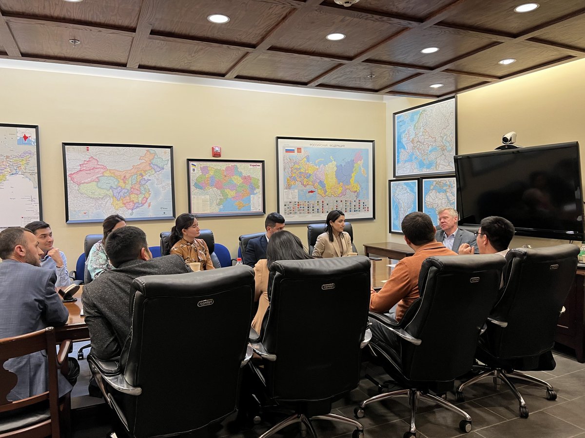 RumsfeldFoundtn's tweet photo. Congratulations to our #CAMCA Fellows for completing a successful first week in Washington, D.C.! Fellows have enjoyed meeting with program organizers, a visit to Capitol Hill and more…we look forward to many more productive weeks ahead! #FellowFriday https://t.co/Qgxd4LWFYH