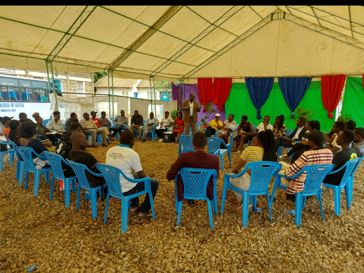 MonicahGrace1's tweet image. Today an engagement meeting with the various team from the community and the technical working group from Maseno University to familiarize as Research Assistants for Vulnerability Mapping in 7 wards of kisumu county
@Wanavijiji_sdi 
#vulnerabilitymapping
#co-producingknowledge