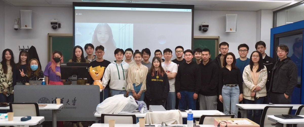 christype2000's tweet photo. Thrilled to be in the office and event track of @THUBA_DAO in my last semester. Looking forward to make contributions for the team and explore the boundless world of blockchain X Web3.0 https://t.co/0vvjvlxuxT