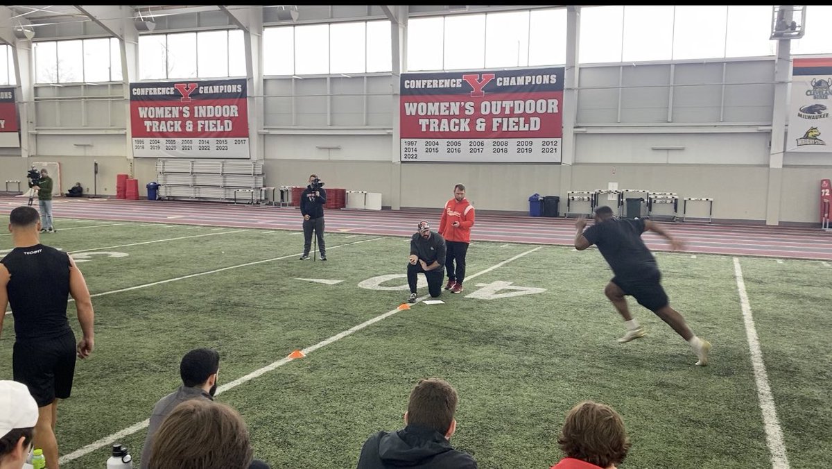 CoryMorrow33's tweet photo. Proud Of Y’all Boys! Keep Dream Chasing 💯🙏🏽 #YsuProDay #NFL #NflProDay https://t.co/luc3FIEqFD