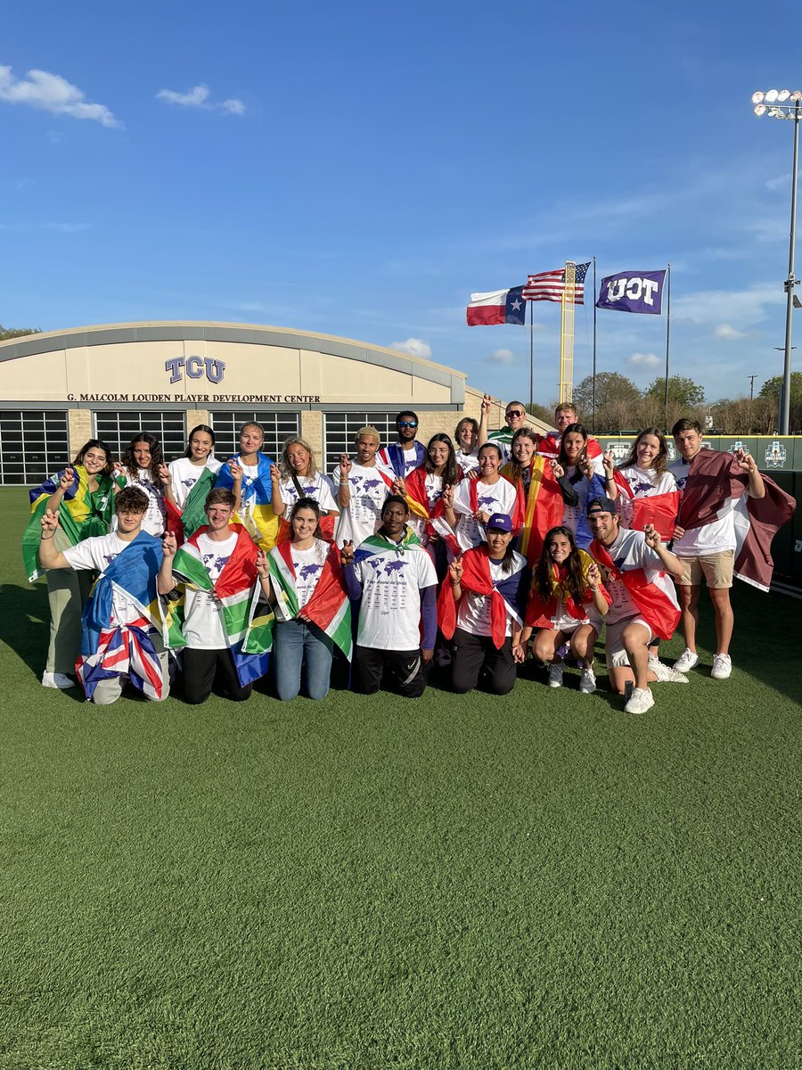 This week we celebrated our International Student-Athletes during the “Parade of Nations” event at Frogball! We are lucky to have such a wonderful group from different countries who decided to choose us as their home away from home! Horned Frogs are Global🌎👏🏽‼️