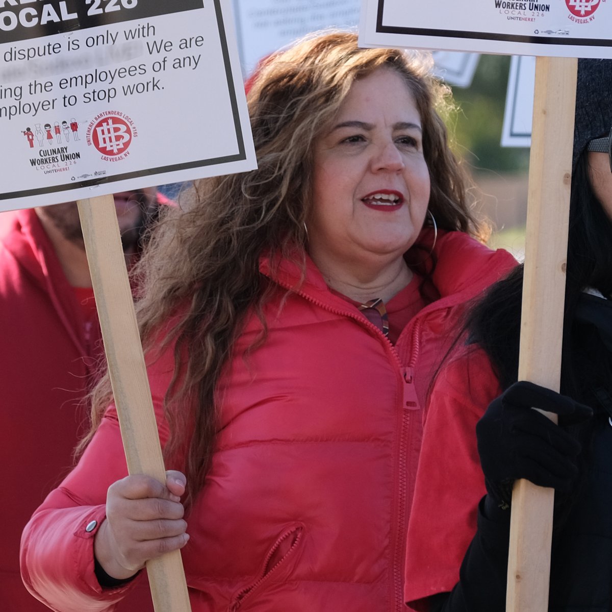 In celebrations of Women's History Month, Culinary Union honors the many women who have fought for and won workers' rights. 👩 Meet Diana Valles, Culinary Union President who fights so that workers can organize and win a better standard of living... culinaryunion226.org/union/officers…