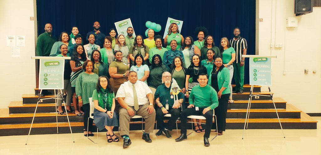 Today is Unity Fri-Yay! HISD SEL Department wears green to support 'Say Something Week 2023' as a symbol to prevent violence.@sandyhook @SELHISD @GomezHISD @dajones1_debra