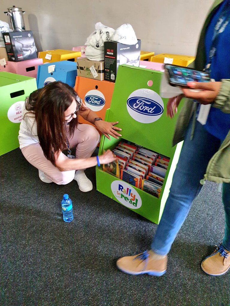 Namritha_'s tweet photo. We are in PE /Gqeberha for" Rally to Read" outreach with the new Ford Ranger Single and Super Cabs. The F-Series inspired Rangers are packed with technology and new features. Its definitely one of my favorite vehicles.
#NextGenRanger #RangerSingleCab #SuperCab @FordSouthAfrica https://t.co/pLis7xf4fS
