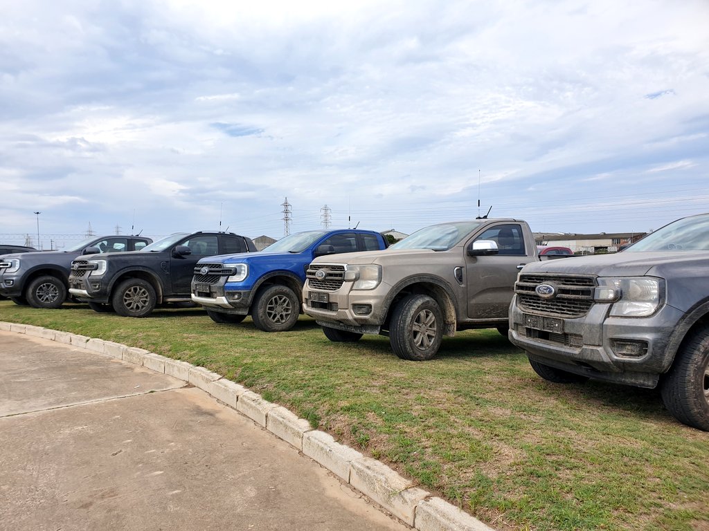 Namritha_'s tweet photo. We are in PE /Gqeberha for" Rally to Read" outreach with the new Ford Ranger Single and Super Cabs. The F-Series inspired Rangers are packed with technology and new features. Its definitely one of my favorite vehicles.
#NextGenRanger #RangerSingleCab #SuperCab @FordSouthAfrica https://t.co/pLis7xf4fS