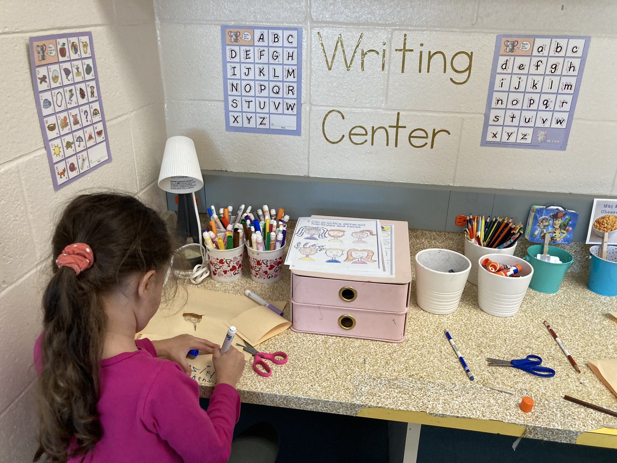 Kelly Stone tweet media